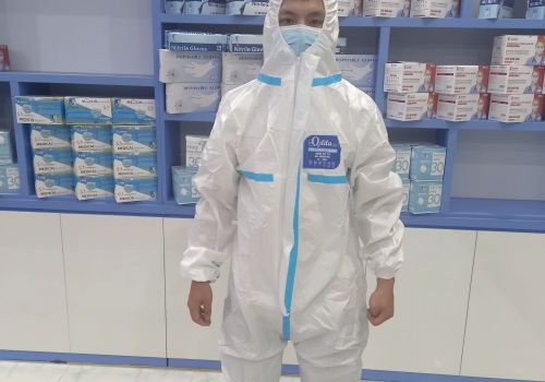 Quần áo bảo hộ